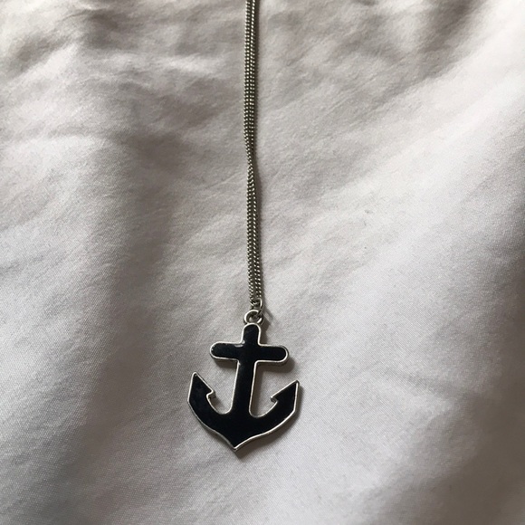 Anchor necklace - Picture 2 of 3